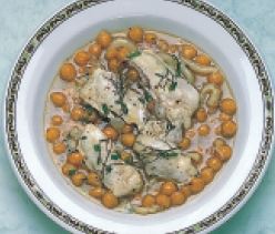 cocochas y tripas de bacalao con garbanzos